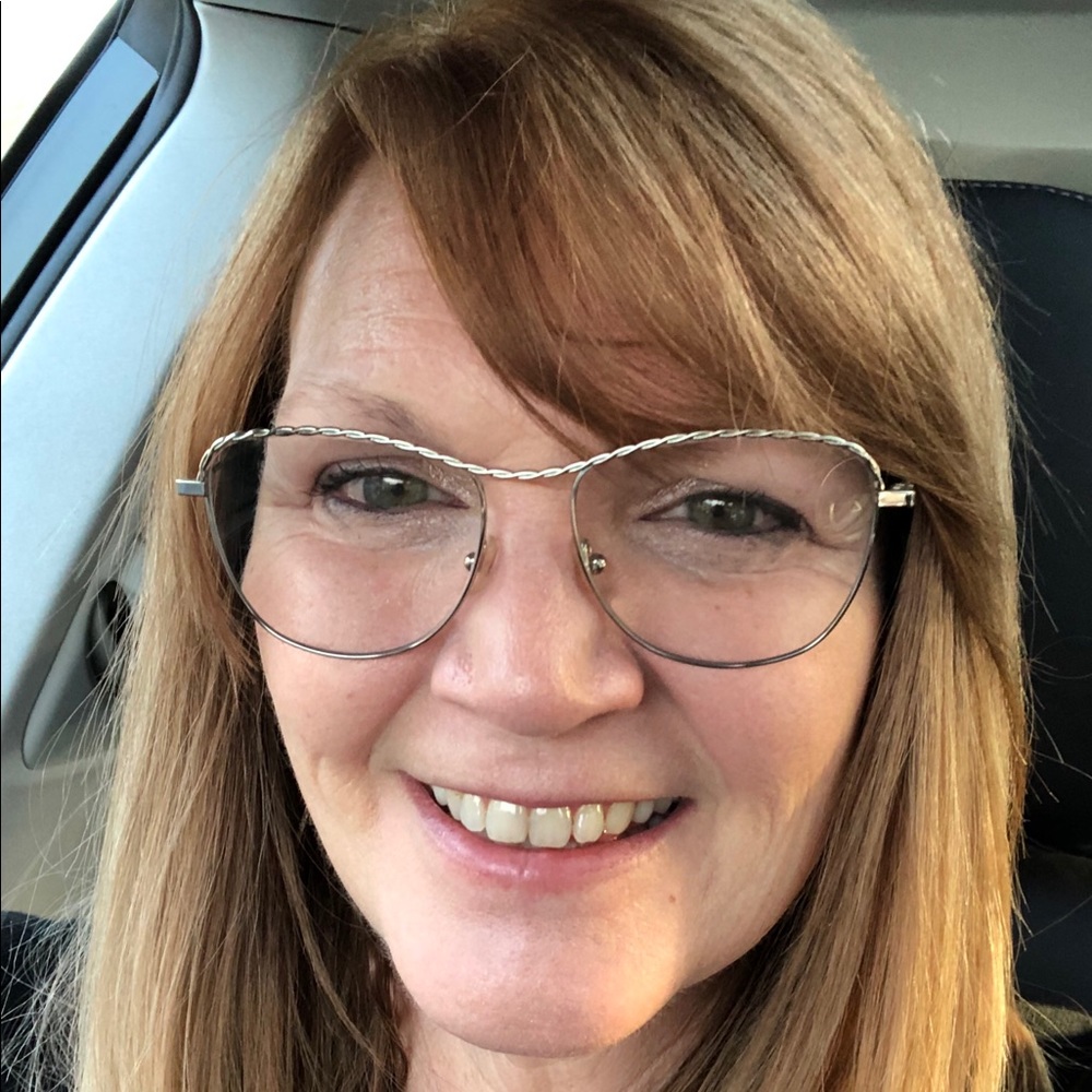 Meet your Posher, Mary jo